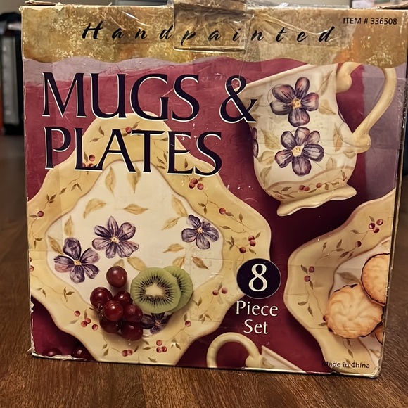 Capriware Handpainted Mug & Plates 8 piece set - Picture 7 of 12